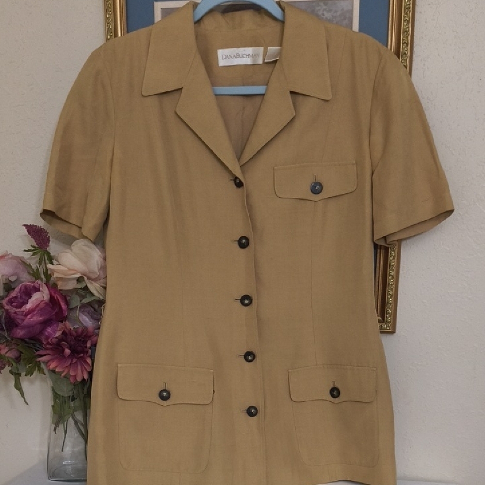 Dana Buchman Beige Short Sleeve Jacket